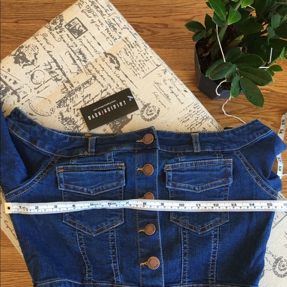 FashionNovaCloserOffShoulderWovenDenimTop😍 - Picture 8 of 8